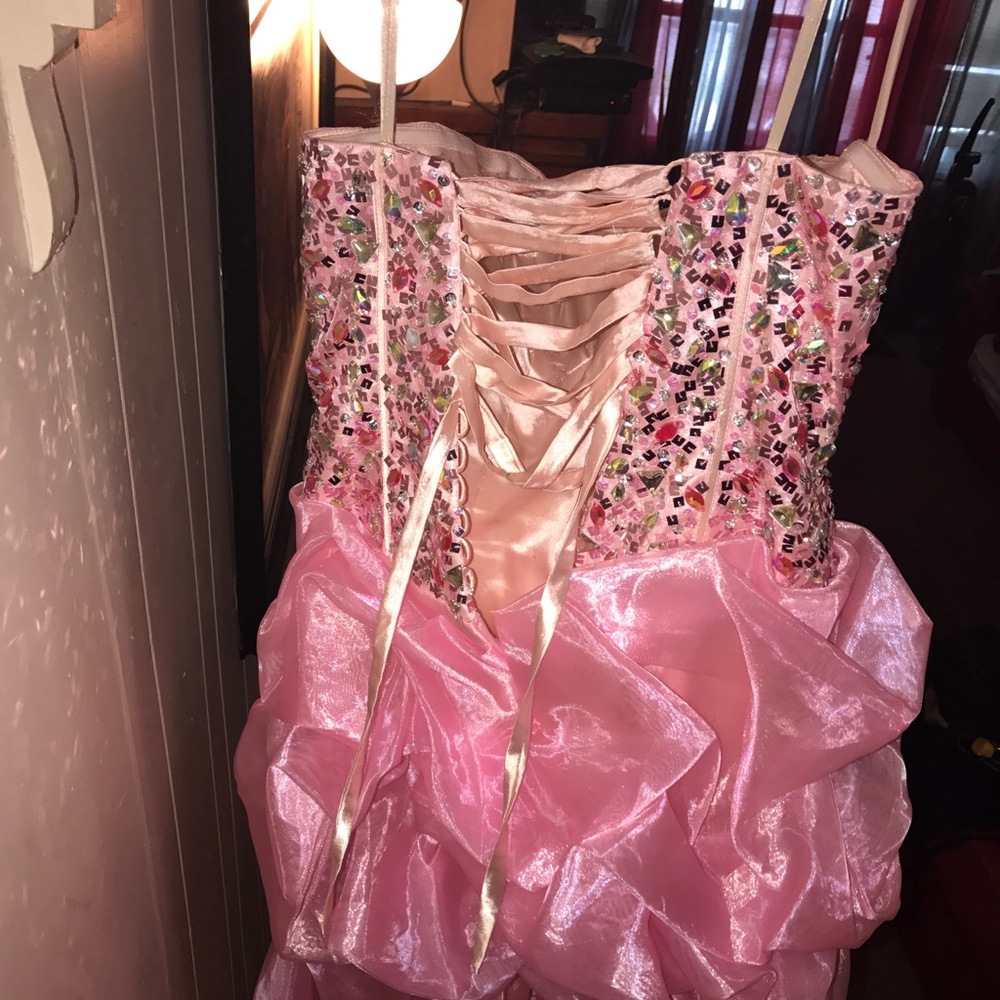 Prom dress - Picture 2 of 2